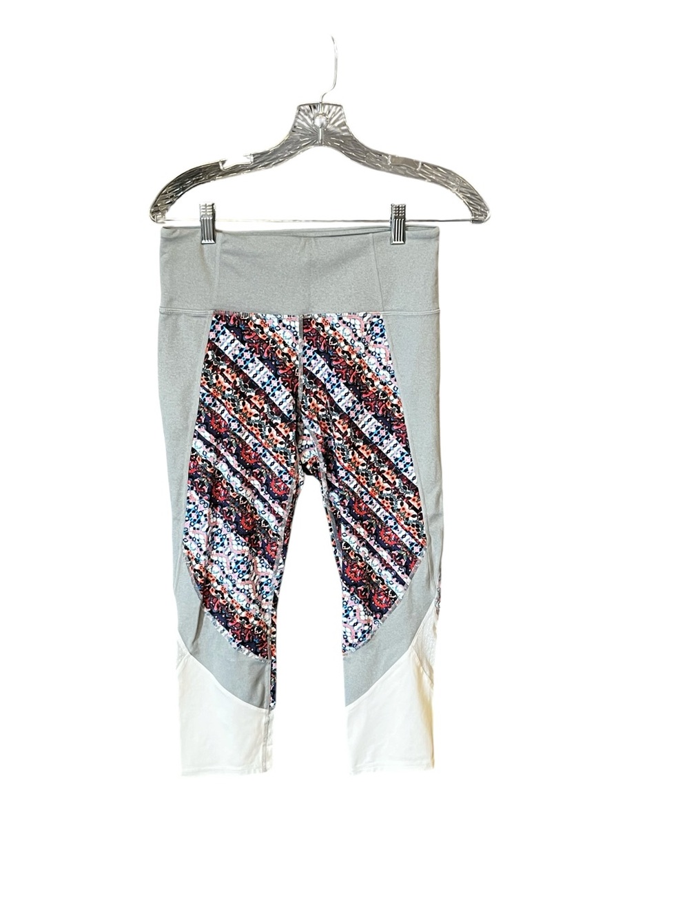Athleta Crop Leggings Women’s M Gray Print Mesh Athletic Yoga Capri